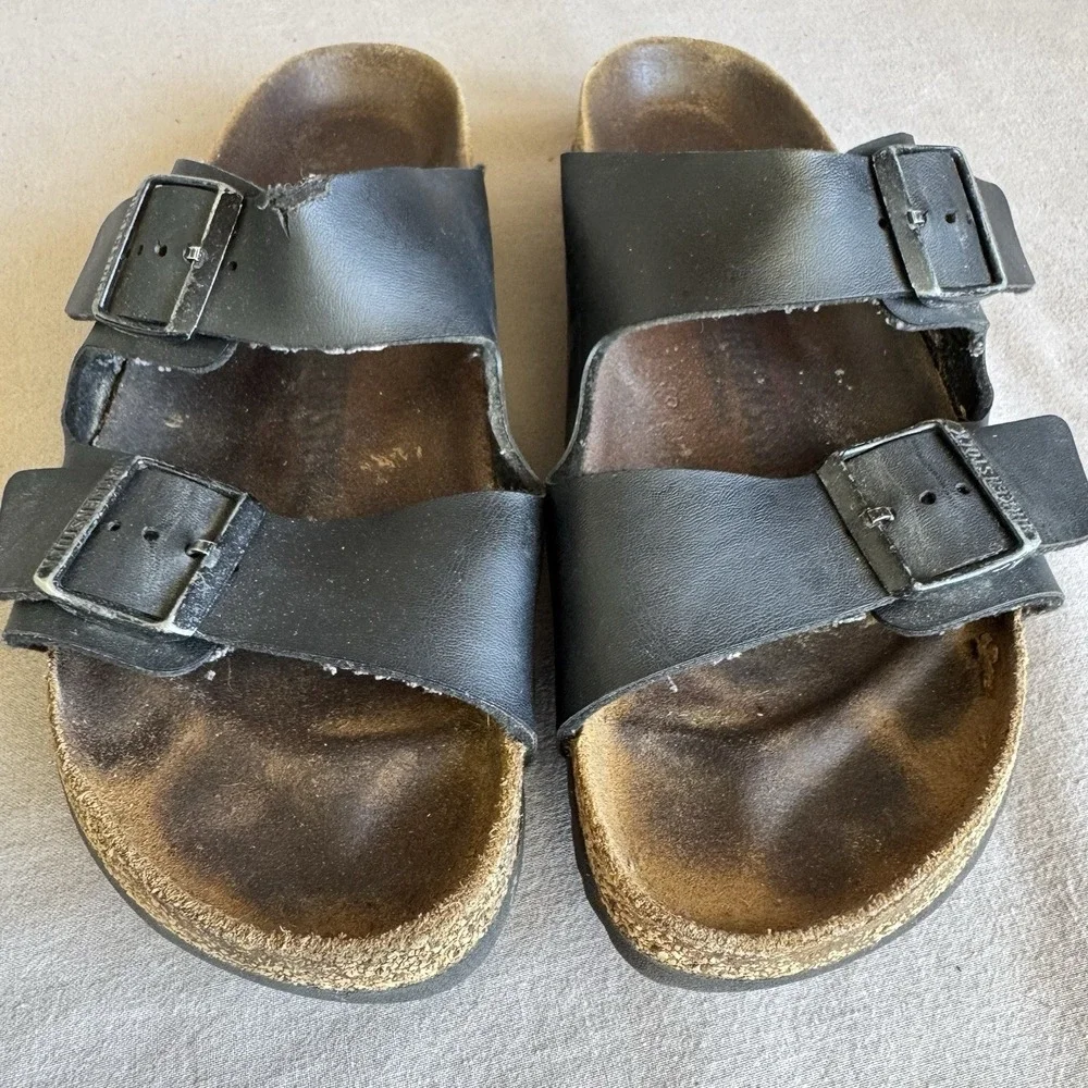 Size 41/W10/M8 - Birkenstock Arizona Birko-Flor Black Unisex sandals Narrow